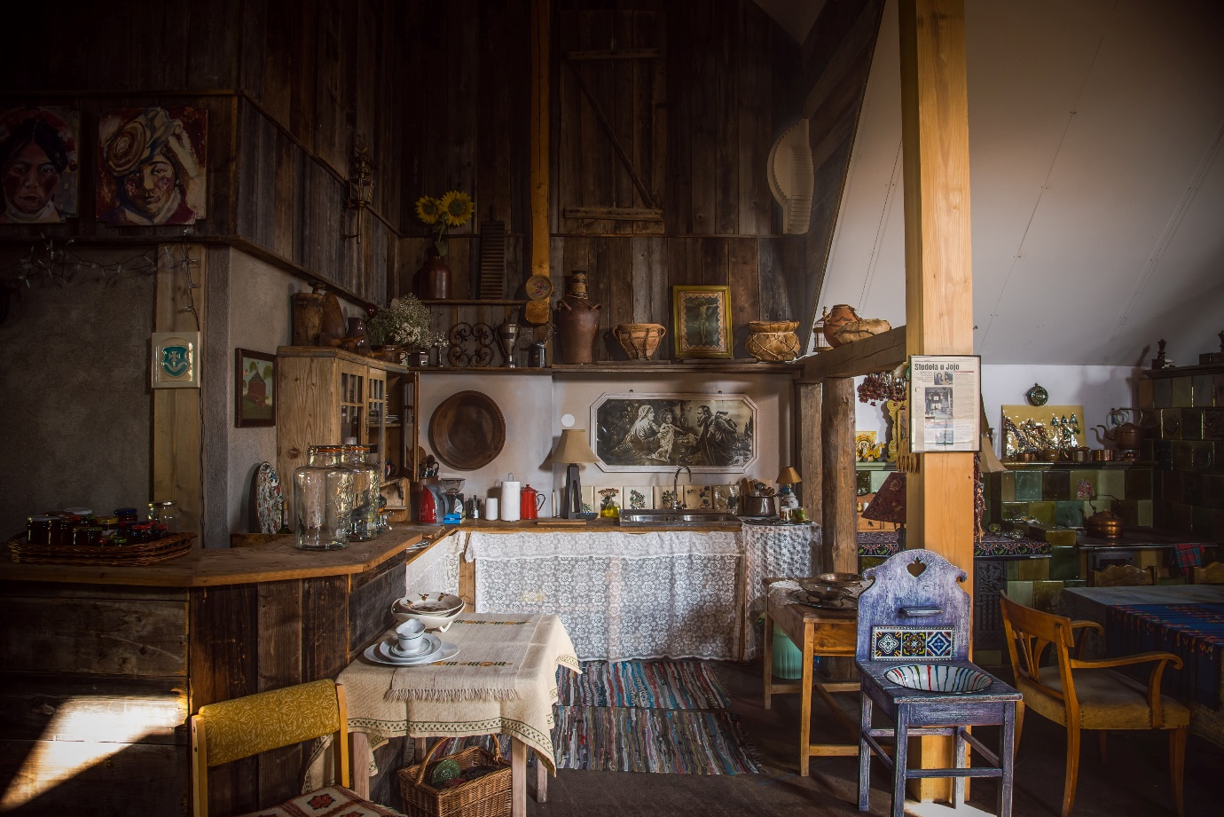 Traditional Home Interior Design with Wooden Shelves and Furniture